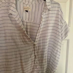 Universal Thread white and Blue shirt